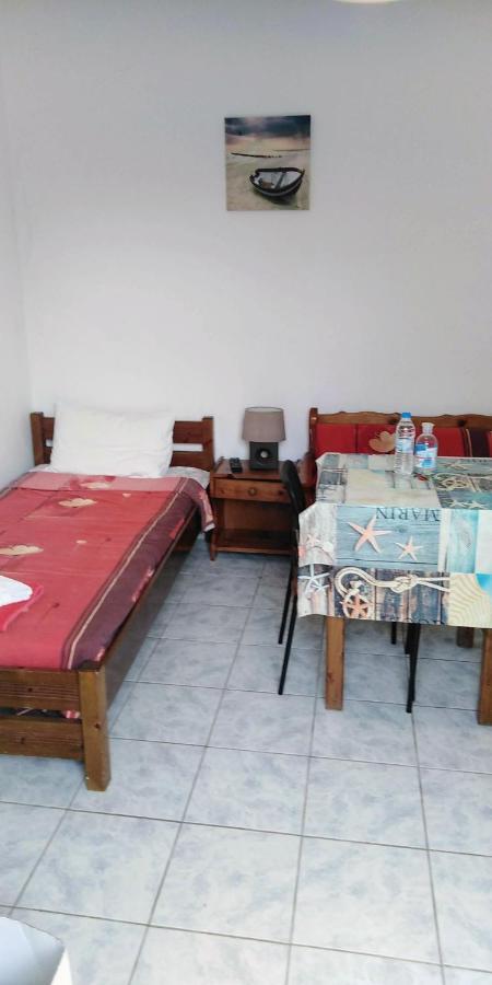 Tony'S Apartments Agios Georgios  ภายนอก รูปภาพ