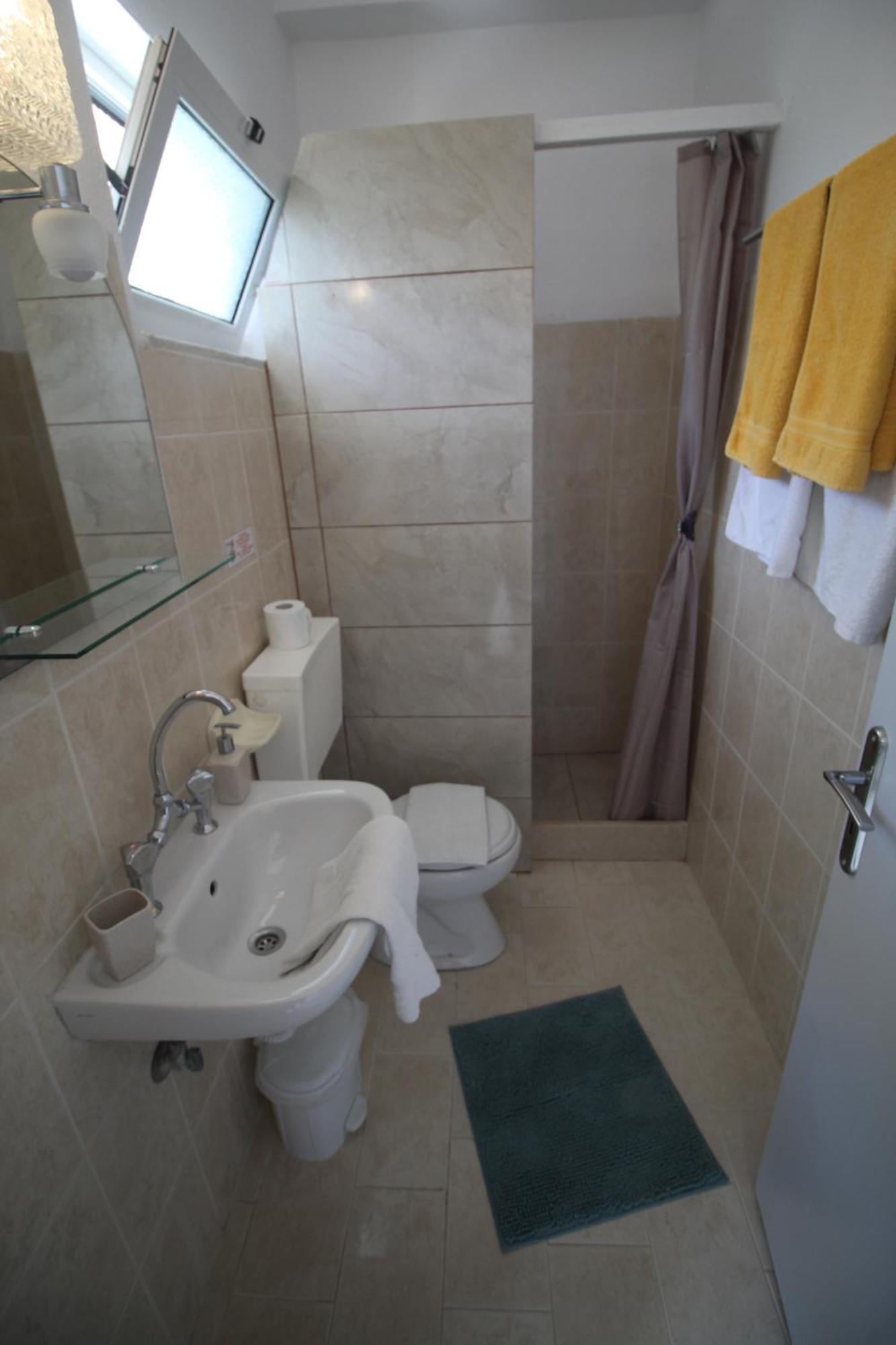 Tony'S Apartments Agios Georgios  ภายนอก รูปภาพ
